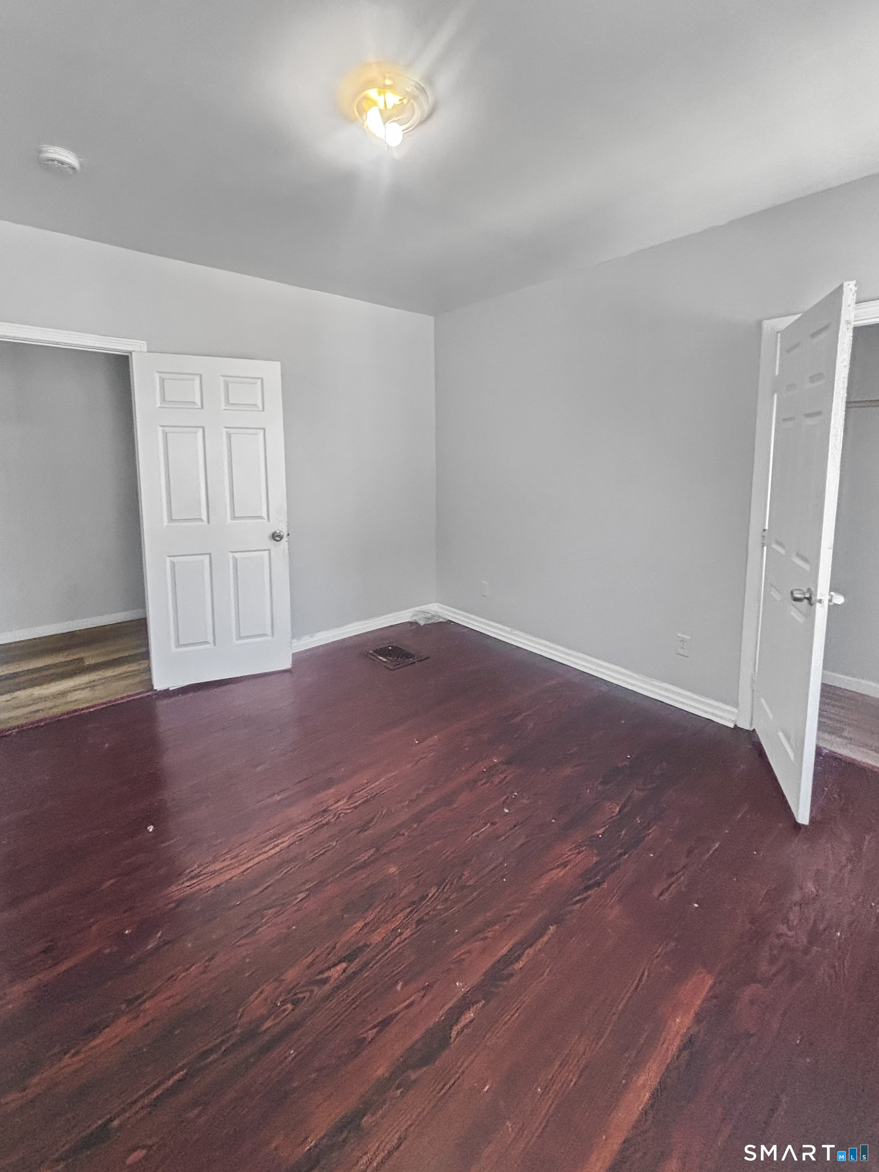 136 Washington Terrace Bridgeport CT 06604