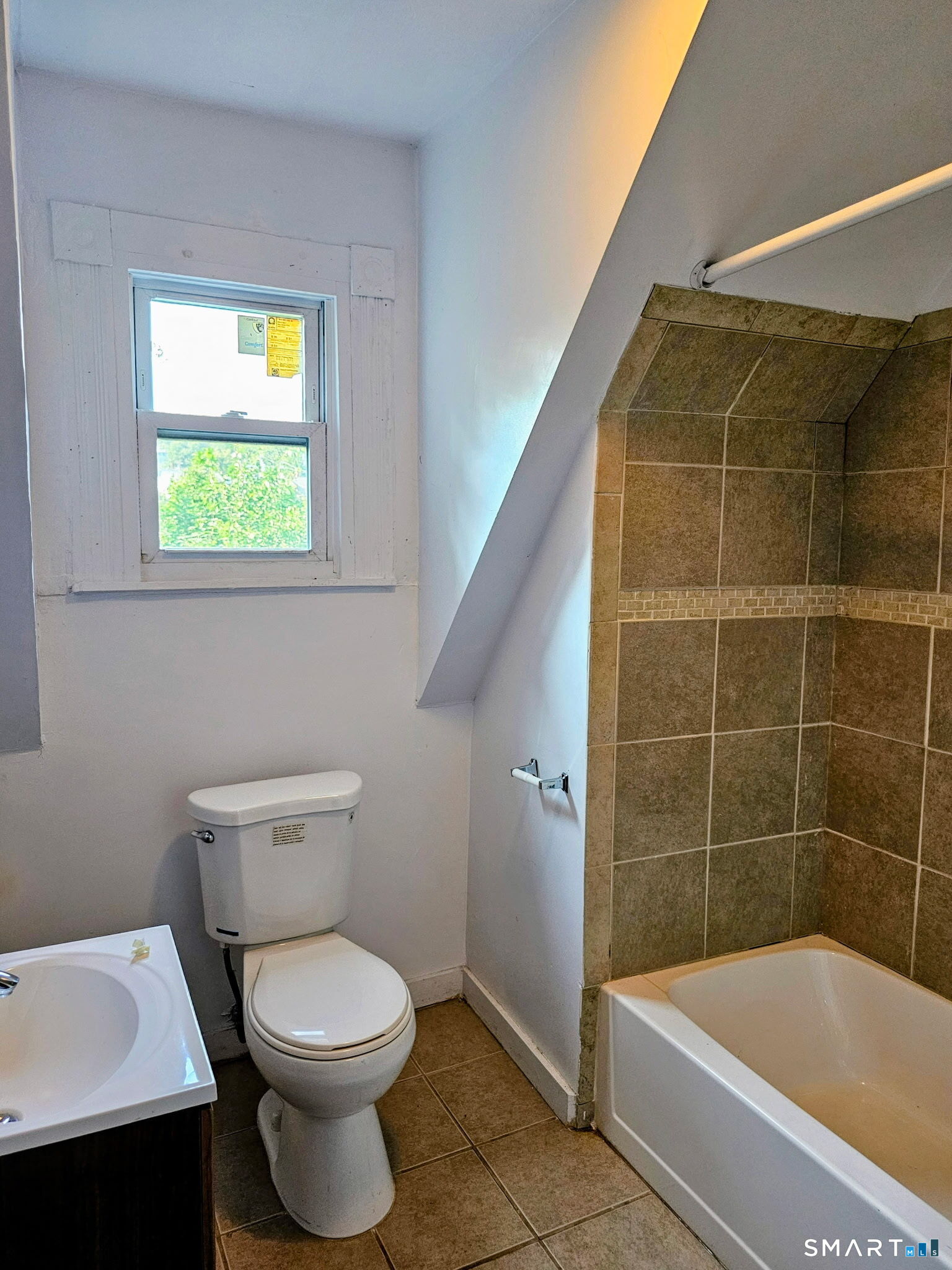 27 Waterville Street Waterbury CT 06710
