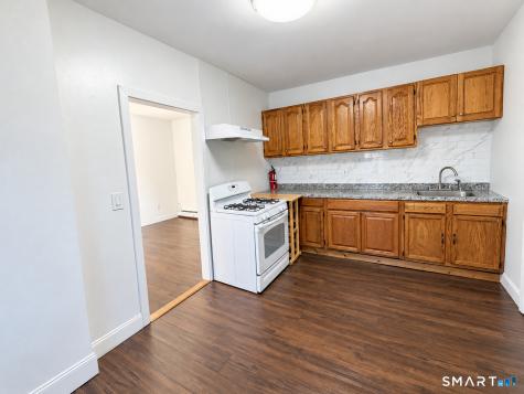918 Maplewood Avenue Bridgeport CT 06605