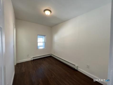 918 Maplewood Avenue Bridgeport CT 06605