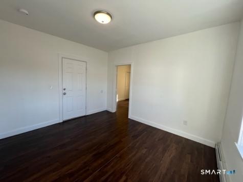 918 Maplewood Avenue Bridgeport CT 06605