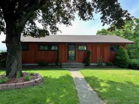 87 Pegasus Drive Groton CT 06340