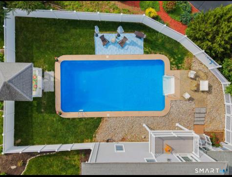 9 Leeward Lane Groton CT 06340