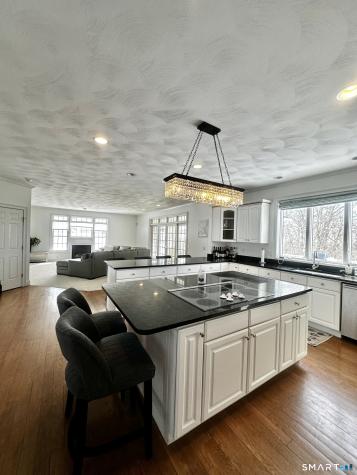 9 Leeward Lane Groton CT 06340