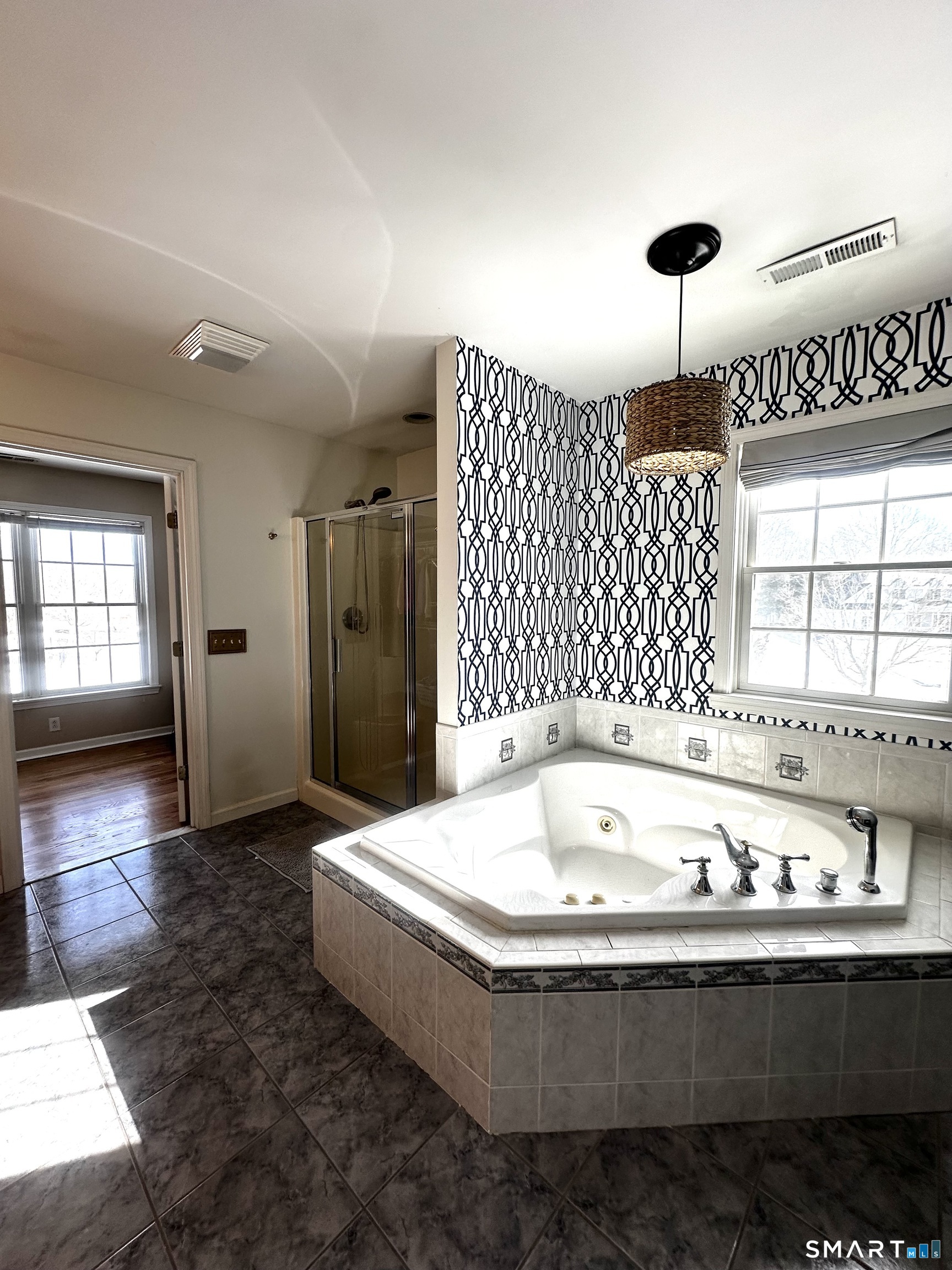9 Leeward Lane Groton CT 06340