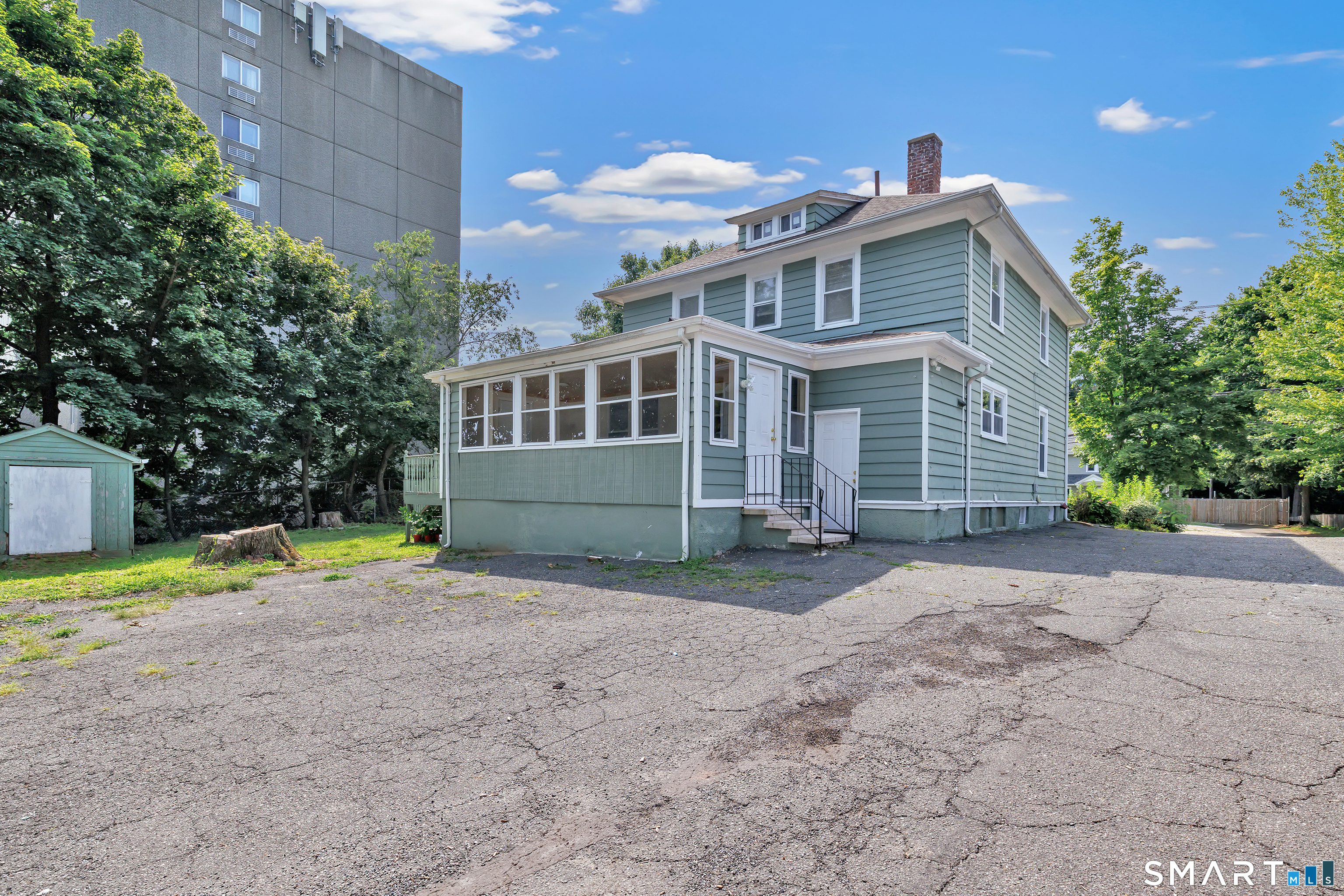 170 Huntington Turnpike Bridgeport CT 06610