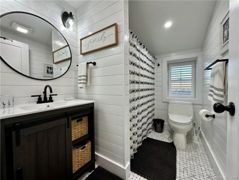 41 Candlewood Drive New Fairfield CT 06812