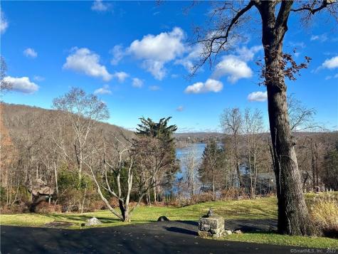 41 Candlewood Drive New Fairfield CT 06812