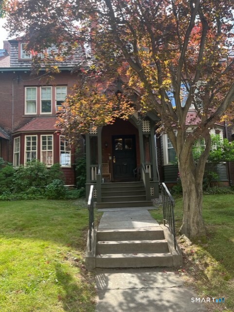 3 Columbia Street Hartford CT 06106