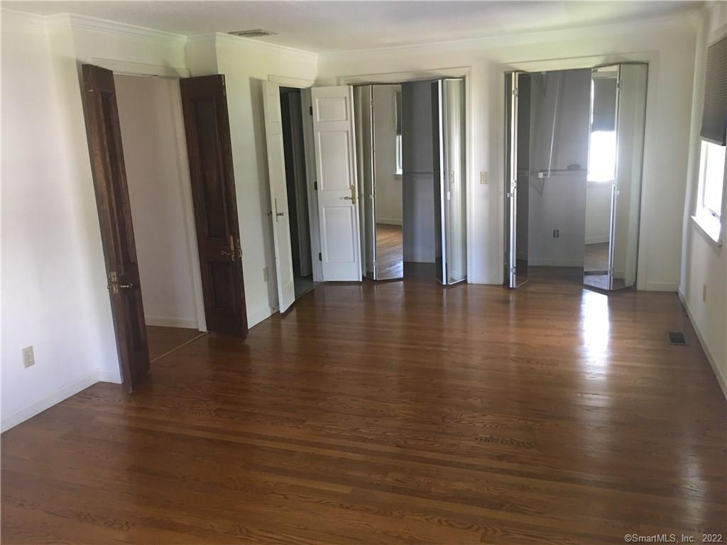 24 7TH Avenue Branford CT 06405