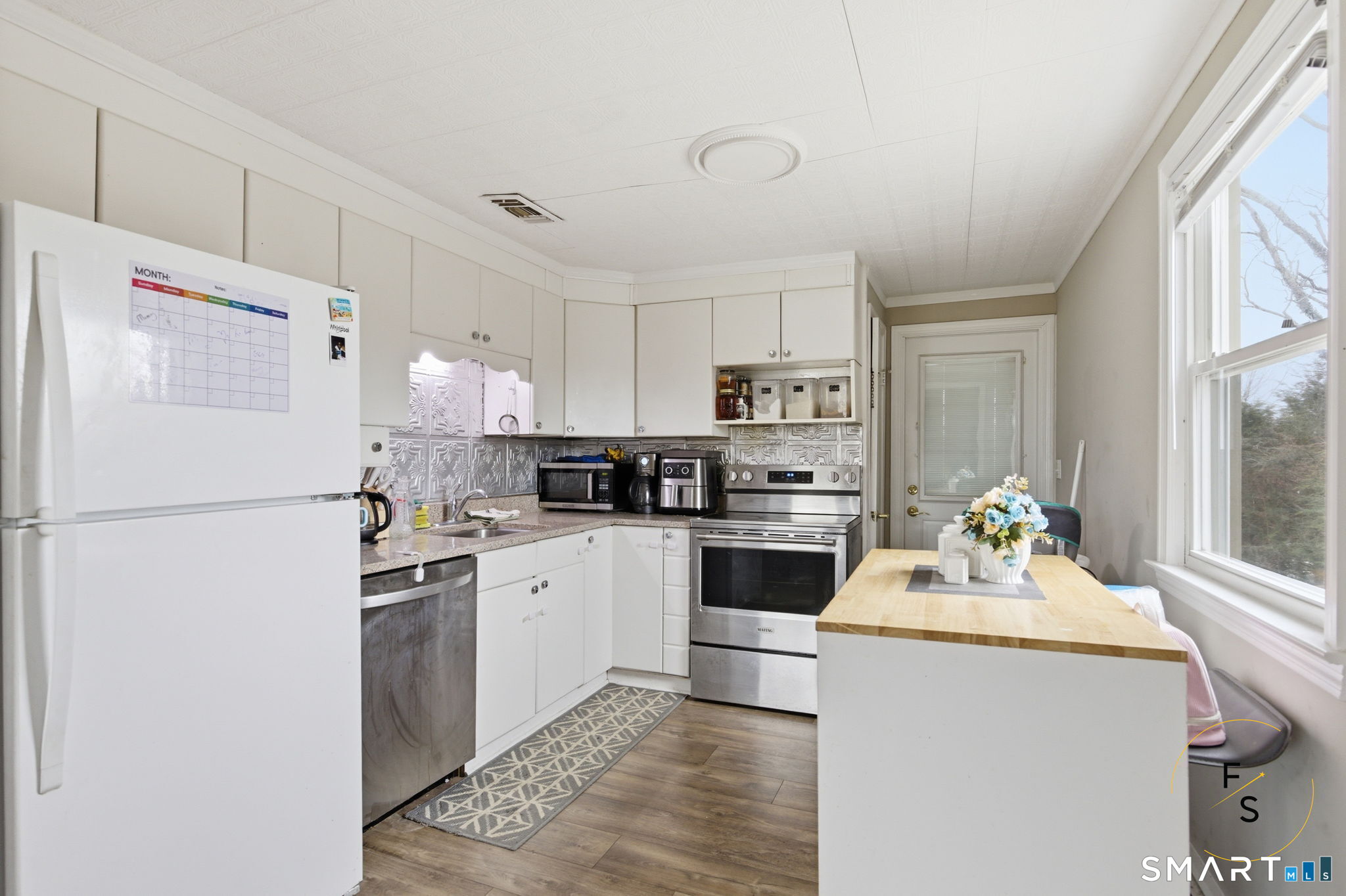 26 Martin Road Bristol CT 06010