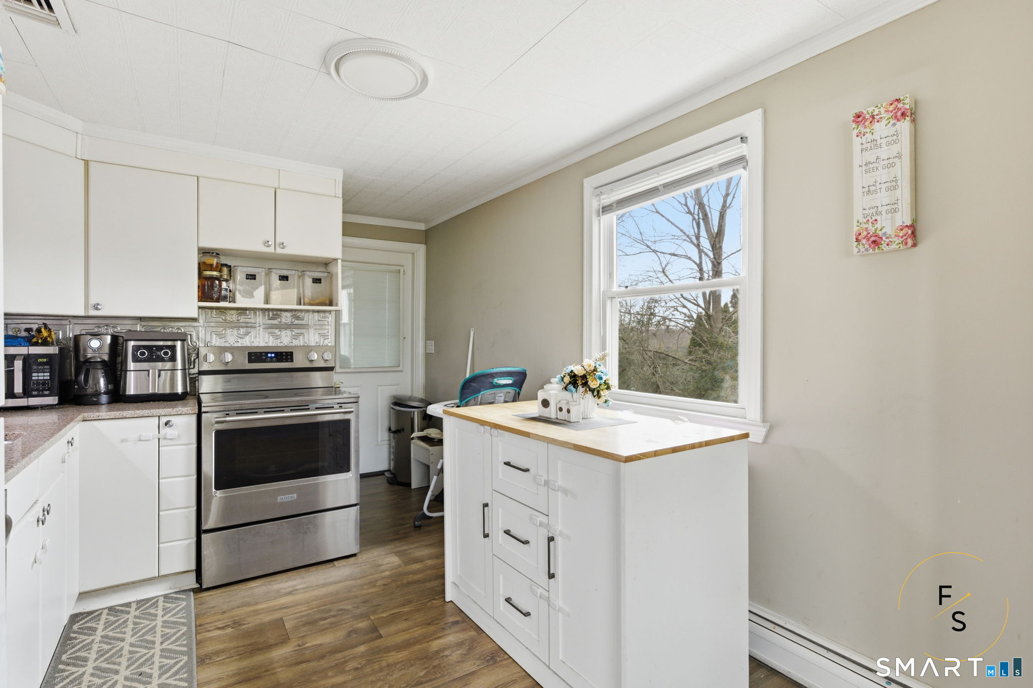 26 Martin Road Bristol CT 06010