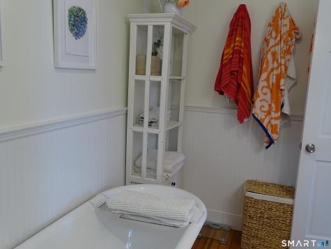 187 Linden Avenue Branford CT 06405