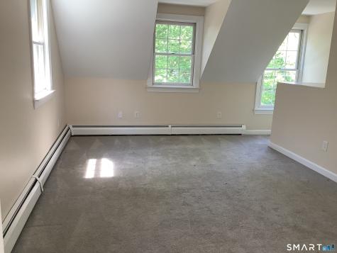 668 Huckleberry Hill Road Avon CT 06001
