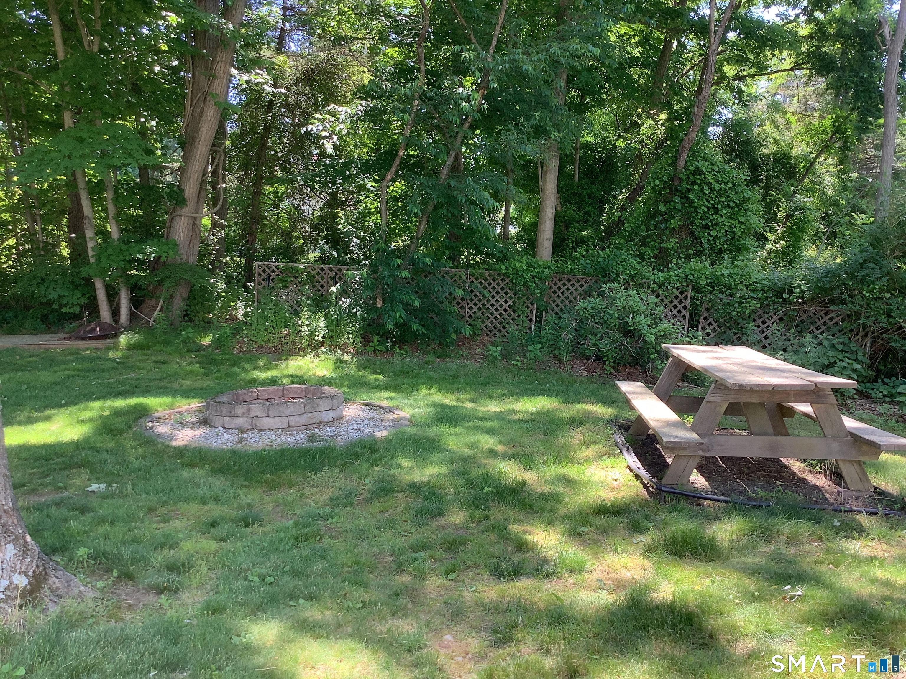 668 Huckleberry Hill Road Avon CT 06001