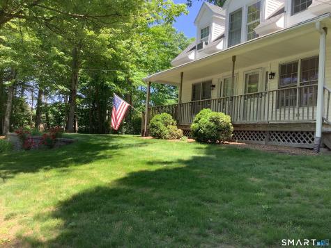 668 Huckleberry Hill Road Avon CT 06001
