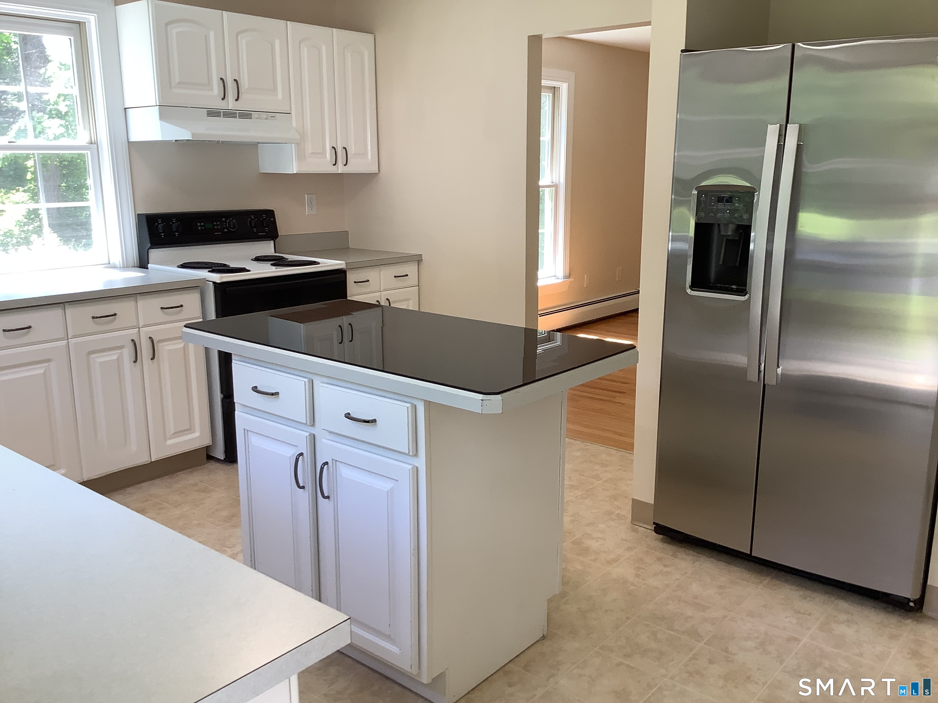 668 Huckleberry Hill Road Avon CT 06001