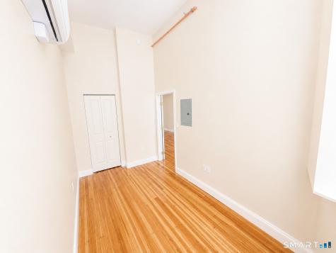 105 Bank Street Waterbury CT 06702