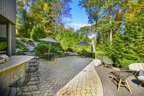 210 Red Fox Road Stamford CT 06903