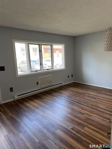 909 Hamilton Avenue Waterbury CT 06706