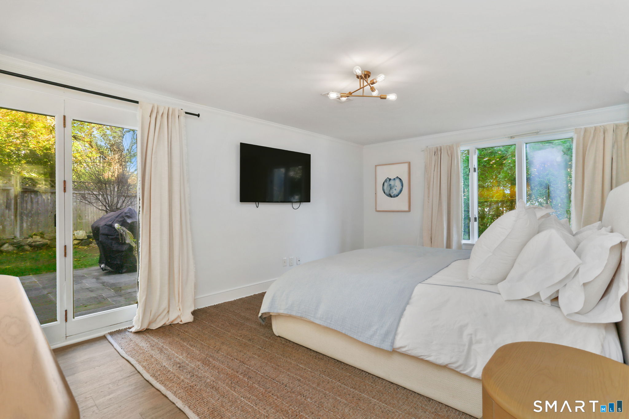 6 Meadowbank Road Greenwich CT 06870