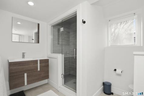 6 Meadowbank Road Greenwich CT 06870