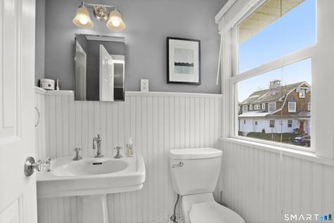 6 Meadowbank Road Greenwich CT 06870