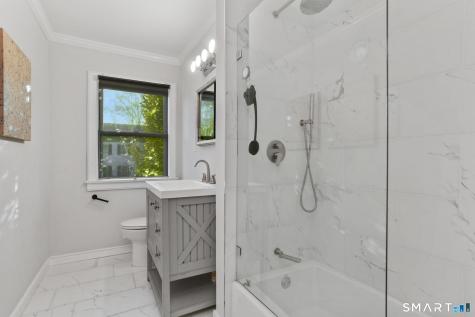 6 Meadowbank Road Greenwich CT 06870