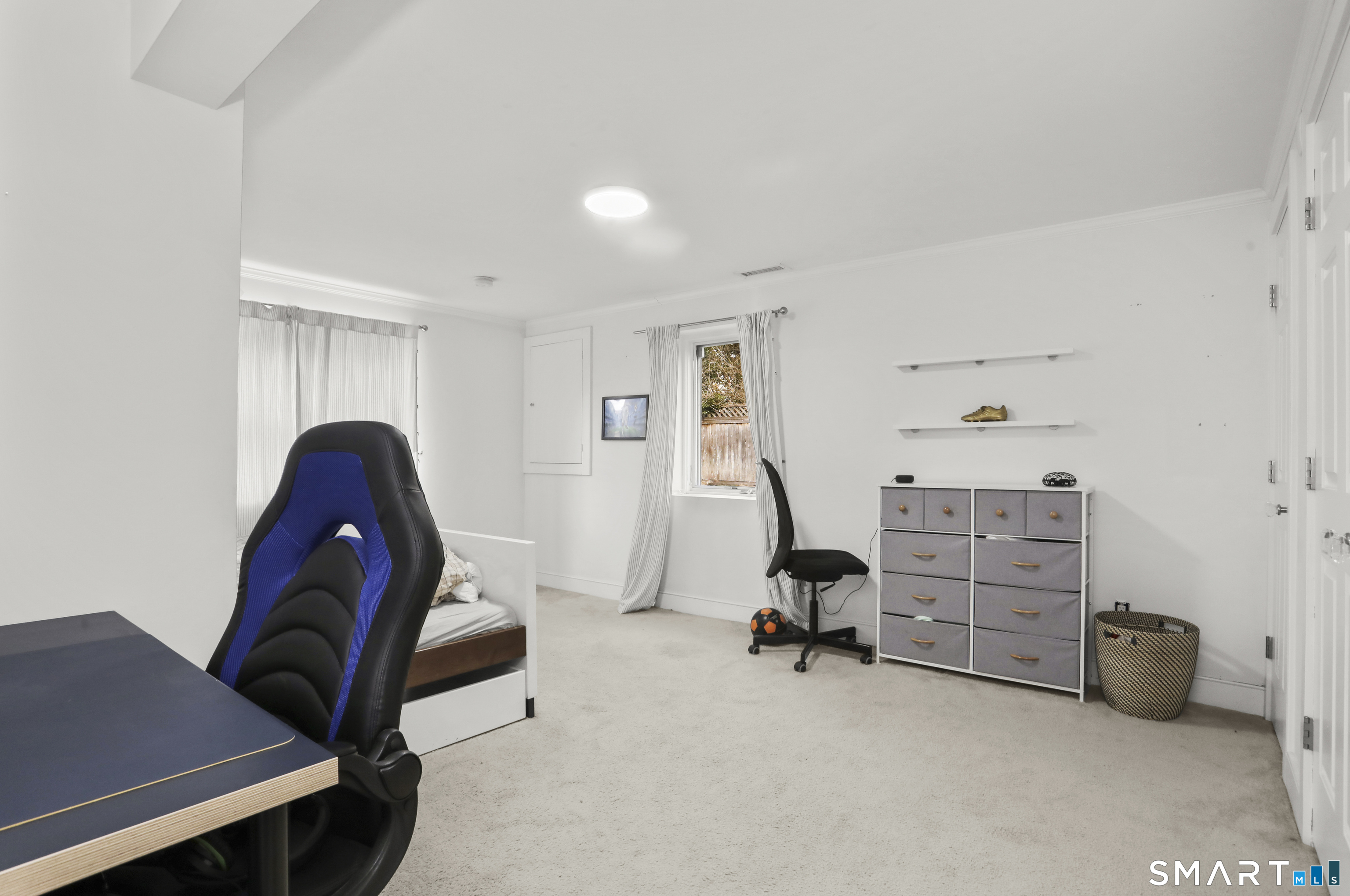 6 Meadowbank Road Greenwich CT 06870