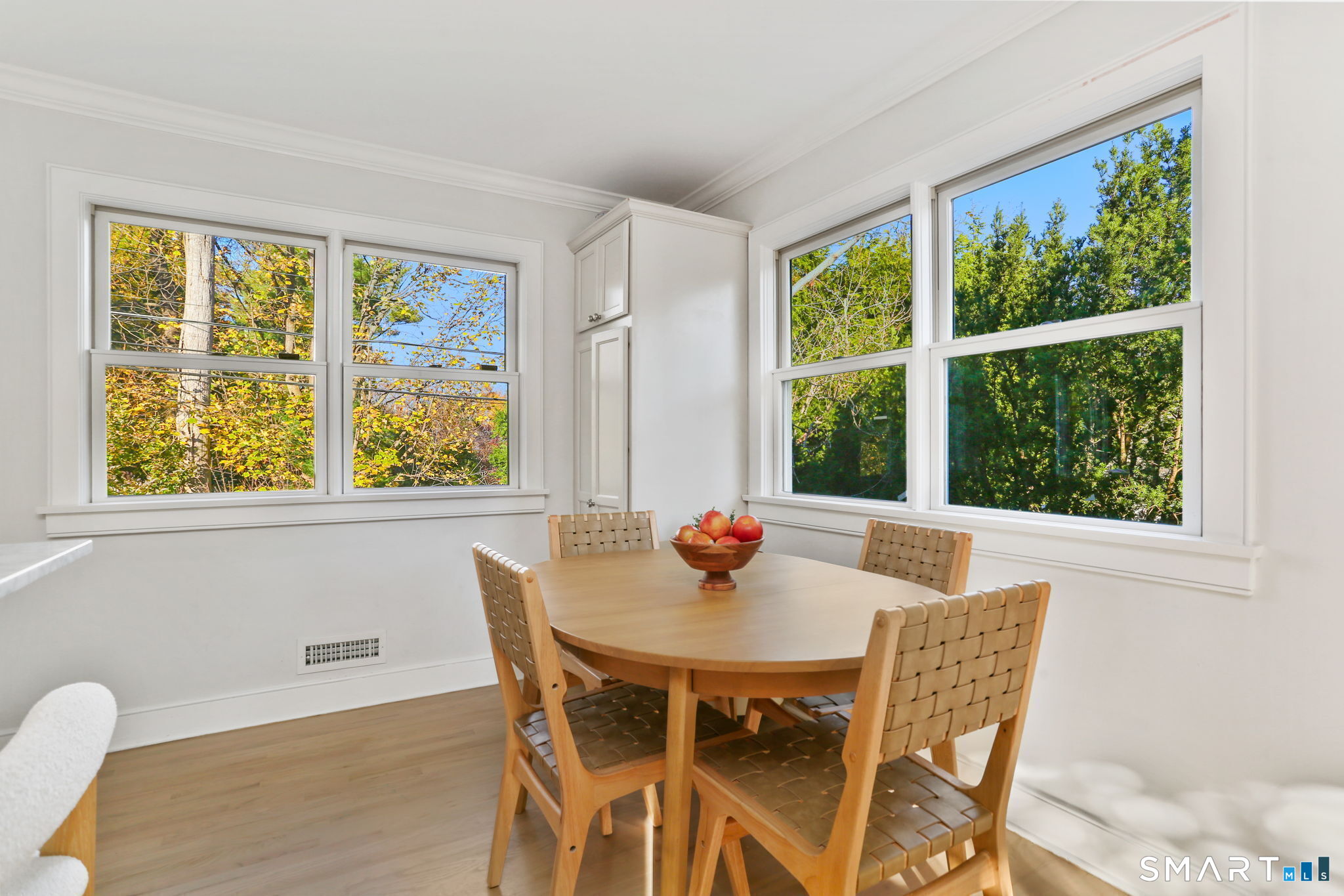 6 Meadowbank Road Greenwich CT 06870