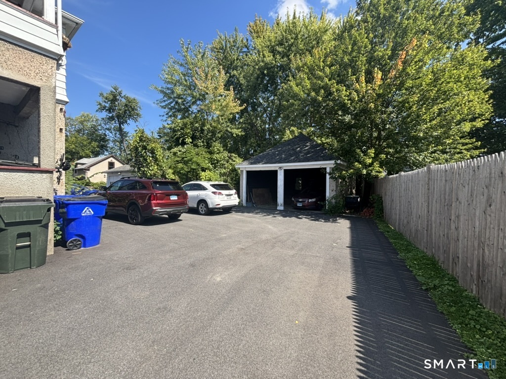 62 Quaker South Lane West Hartford CT 06119
