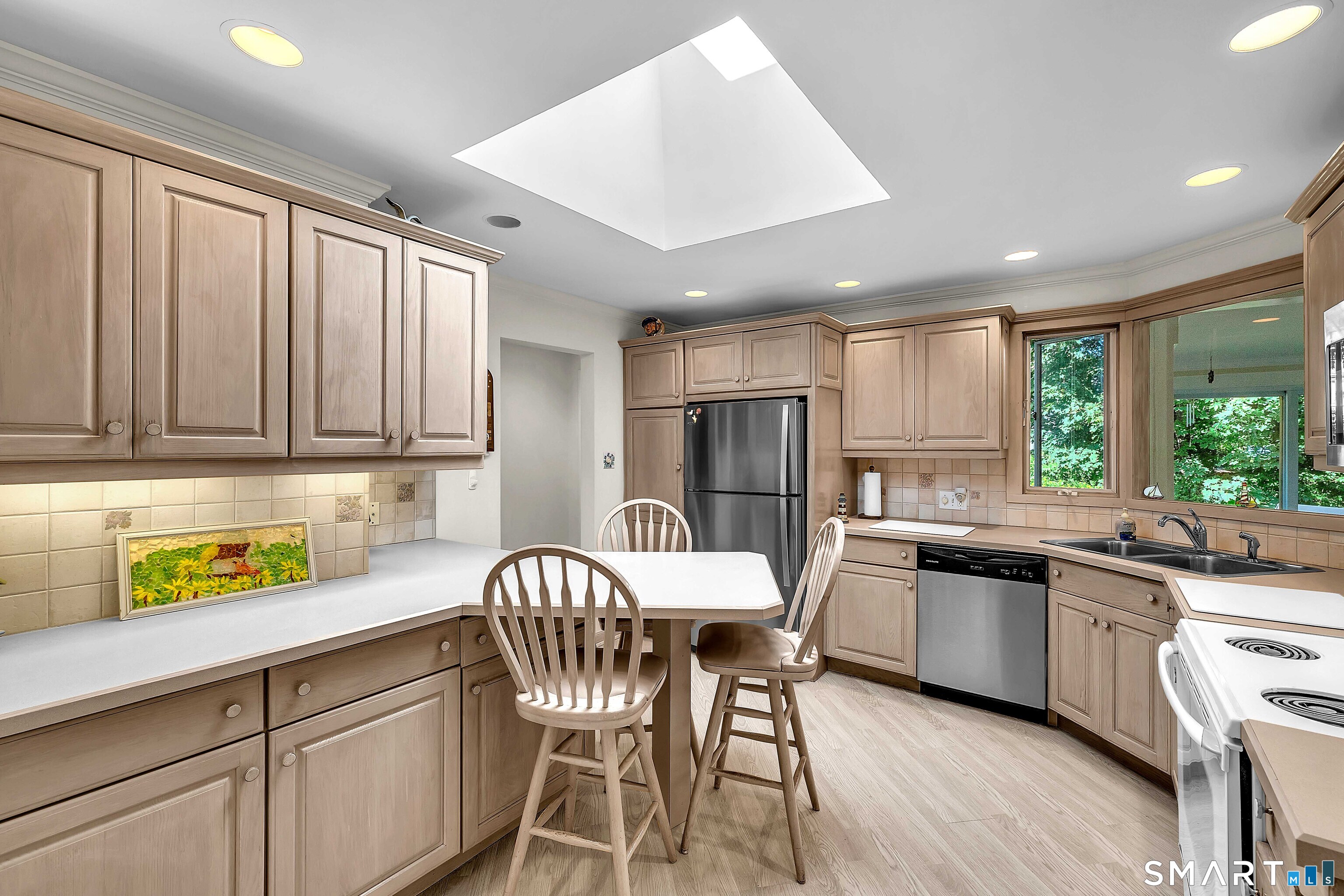 71 Beach Avenue Madison CT 06443