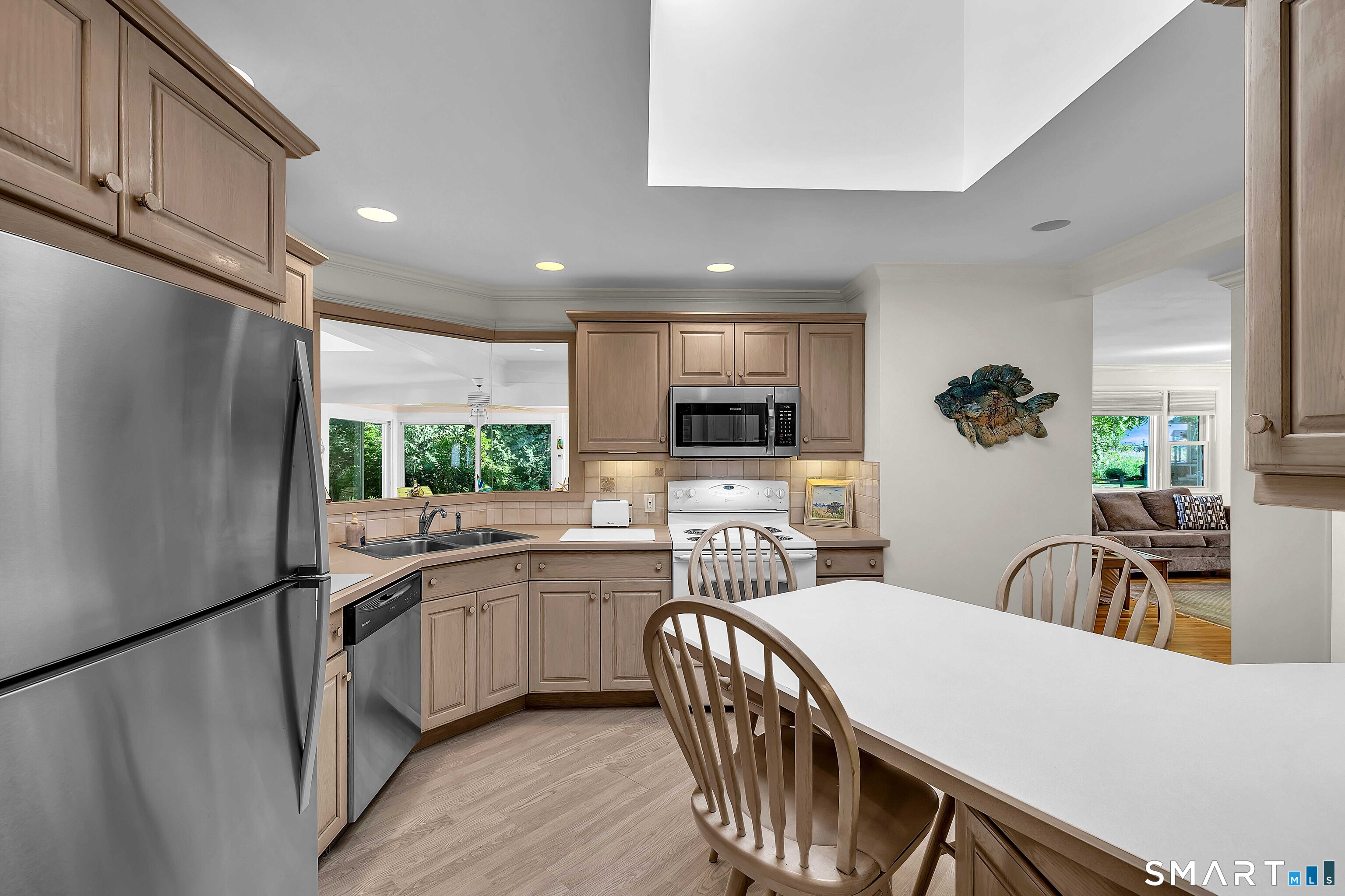71 Beach Avenue Madison CT 06443