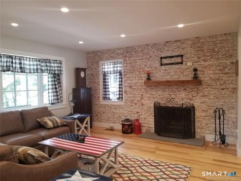 11 Apple Way Salisbury CT 06039