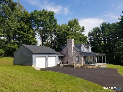 11 Apple Way Salisbury CT 06039