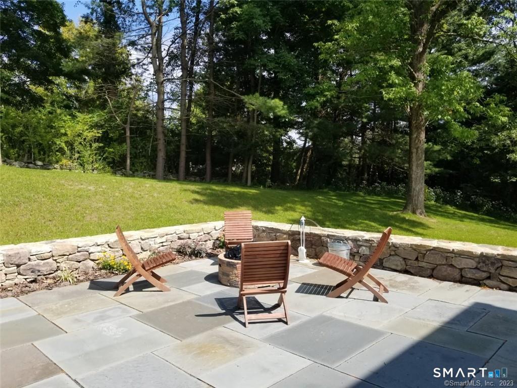 11 Apple Way Salisbury CT 06039