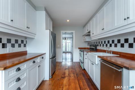 2 Emerson Court Litchfield CT 06759