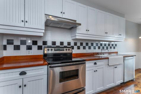 2 Emerson Court Litchfield CT 06759