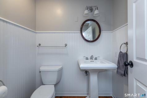2 Emerson Court Litchfield CT 06759