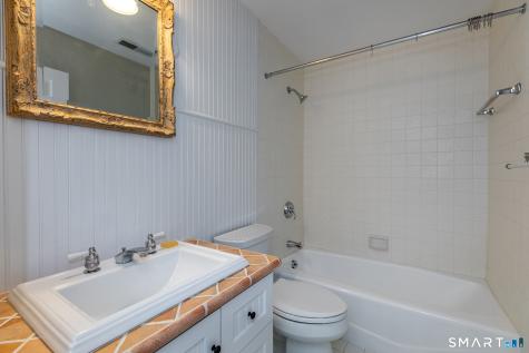 2 Emerson Court Litchfield CT 06759