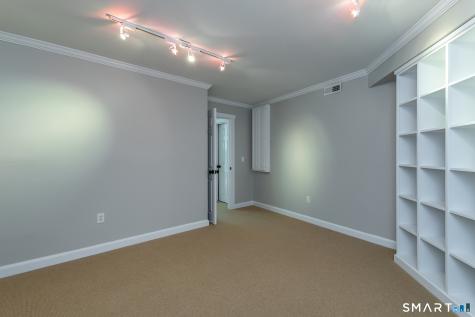 2 Emerson Court Litchfield CT 06759