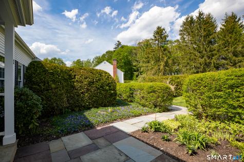 2 Emerson Court Litchfield CT 06759