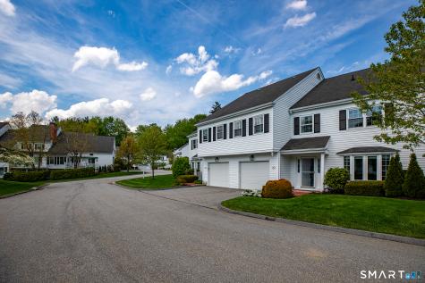 2 Emerson Court Litchfield CT 06759