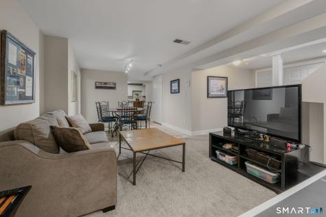 11 Windrose Drive Groton CT 06340