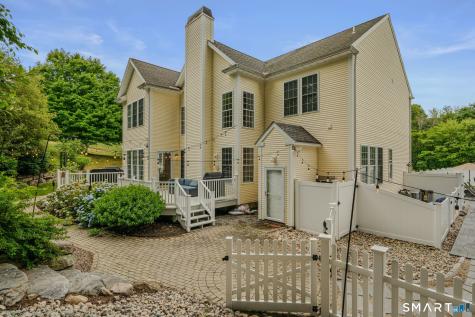 11 Windrose Drive Groton CT 06340