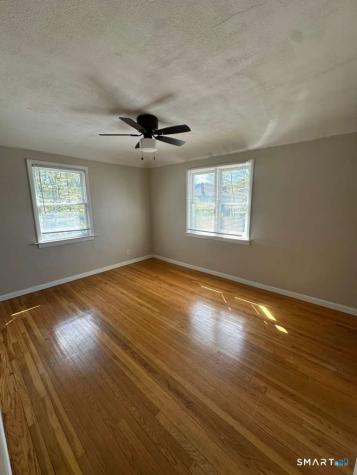 184 Pearl Harbor Street Bridgeport CT 06610