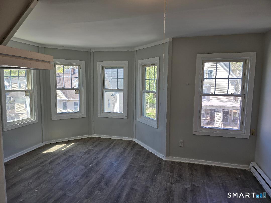 219 Woodlawn Terrace Waterbury CT 06710