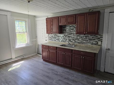 219 Woodlawn Terrace Waterbury CT 06710