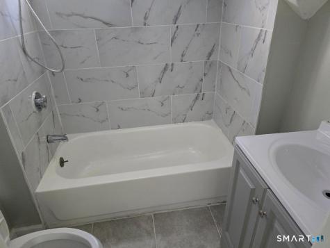 219 Woodlawn Terrace Waterbury CT 06710