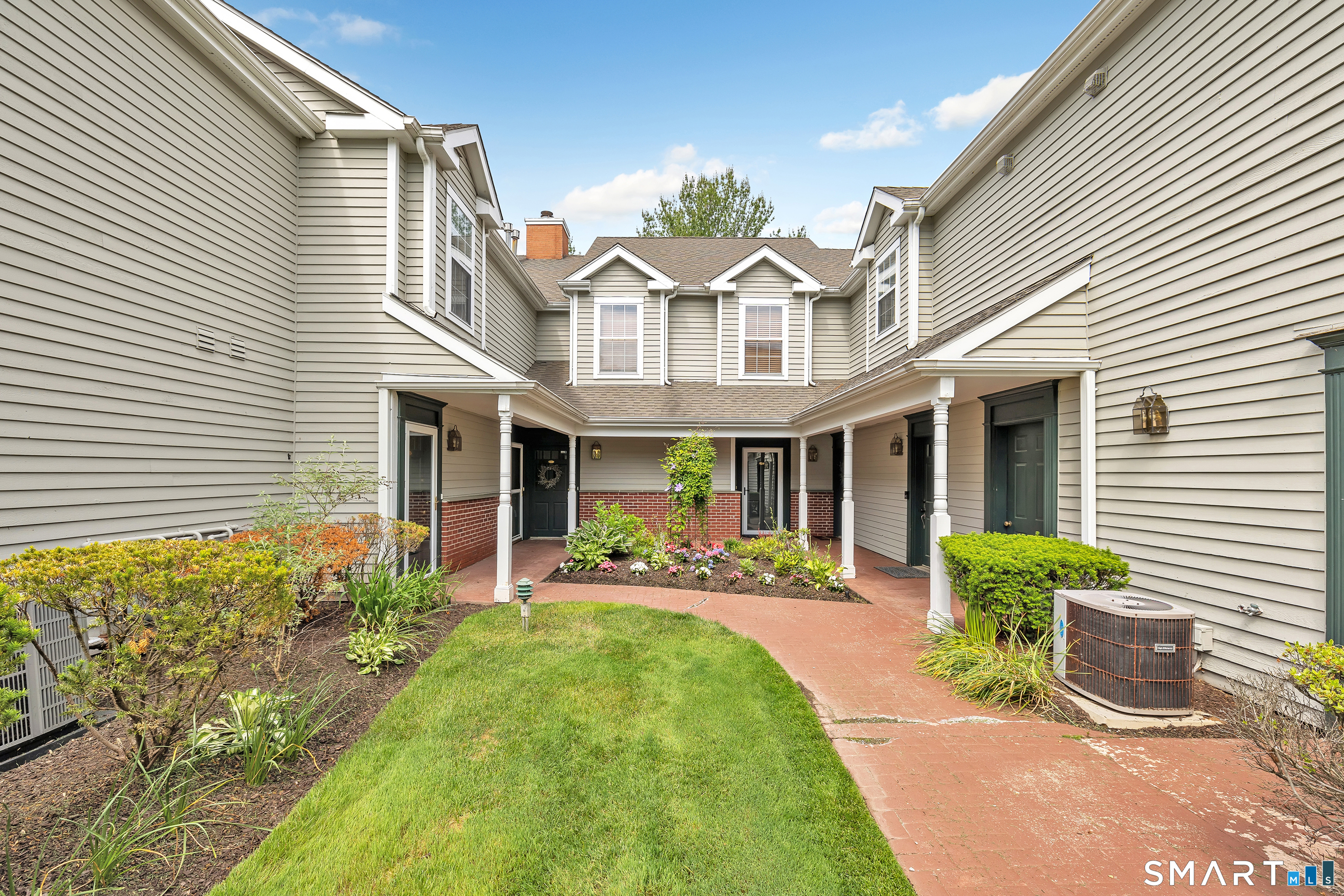 201 Mayfield Drive Trumbull CT 06611